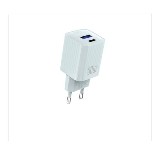 XO L149 30W USB- C+A CHARGE